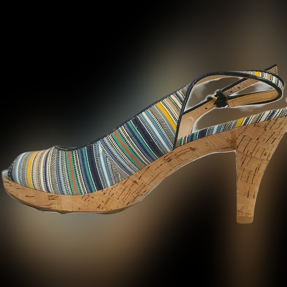 Nine West Karoo Heel - Picture 3 of 4